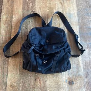 Lululemon Back to me bag black